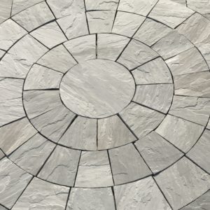 em silver grey circle paving set