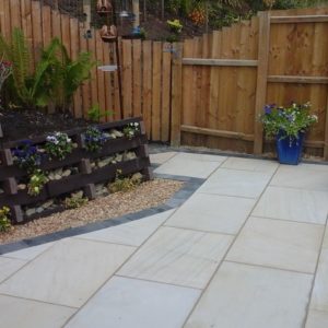 EM Dune 900x600 indian sandstone paving