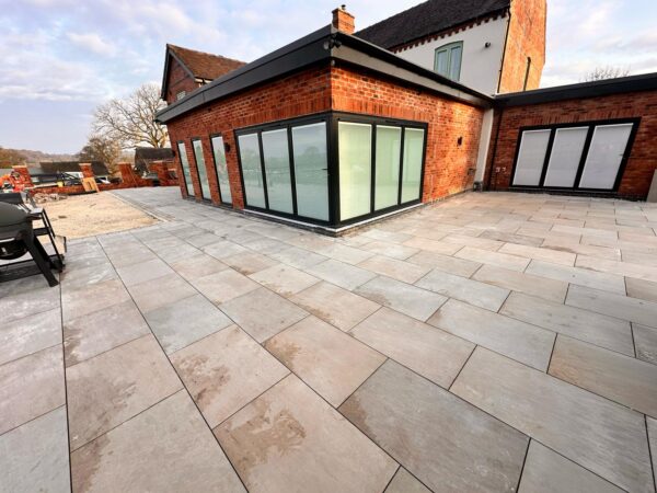 Raj Porcelain 900x600